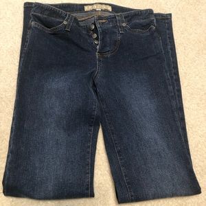 Bella Dahl Vintage Chic size 29 dark wash jeans